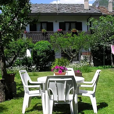 Au Petit Bonheur سانت فينسنت