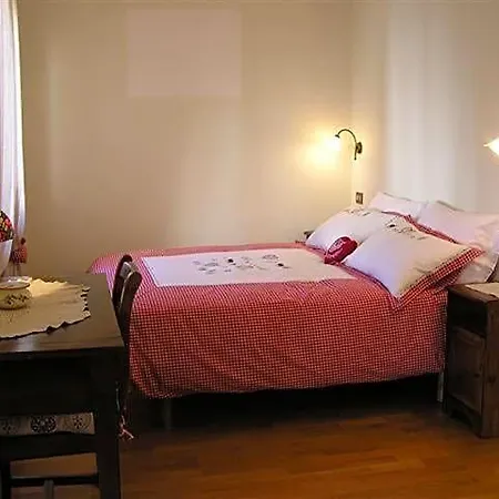 فندق مبيت وإفطار Au Petit Bonheur سانت فينسنت